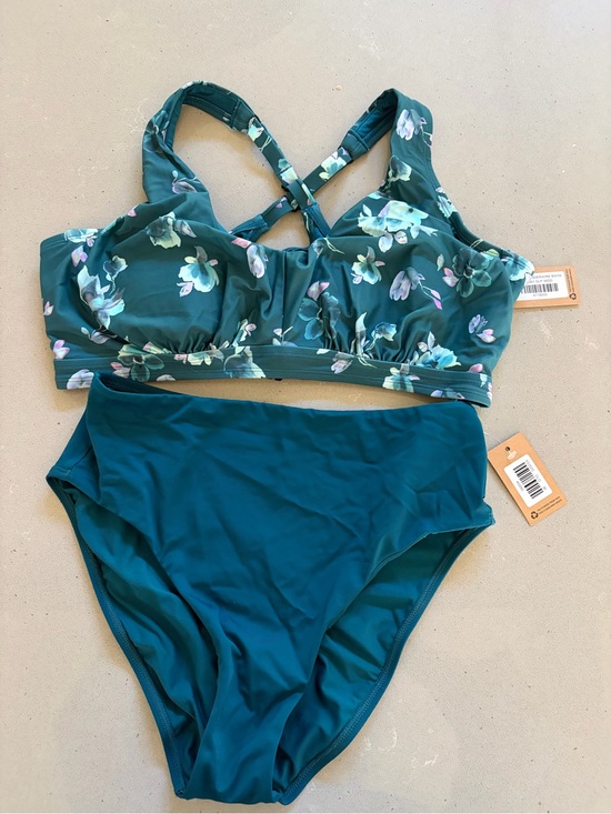 Title nine Other - Title Nine Teal Floral Bikini Set- 36DD and Medium